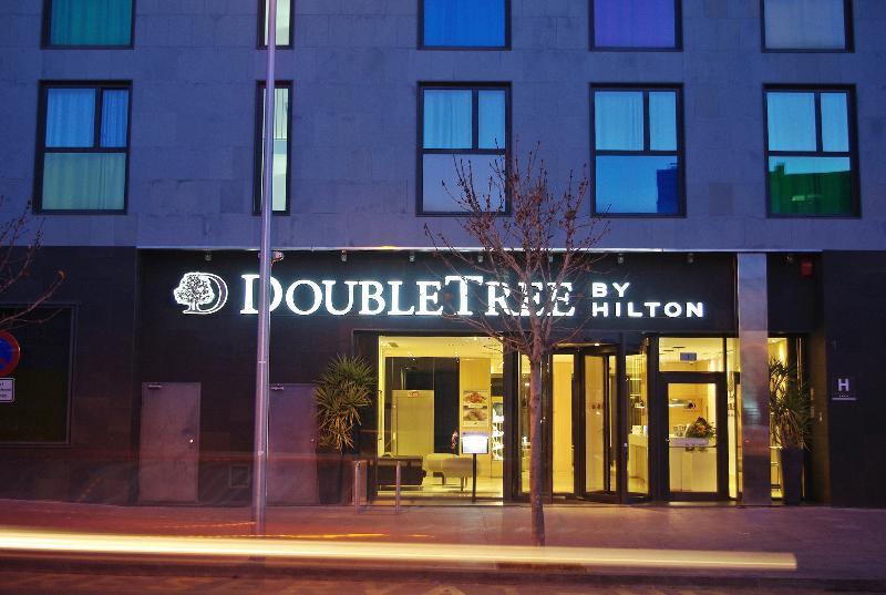 Отель Doubletree By Hilton Жирона Экстерьер фото